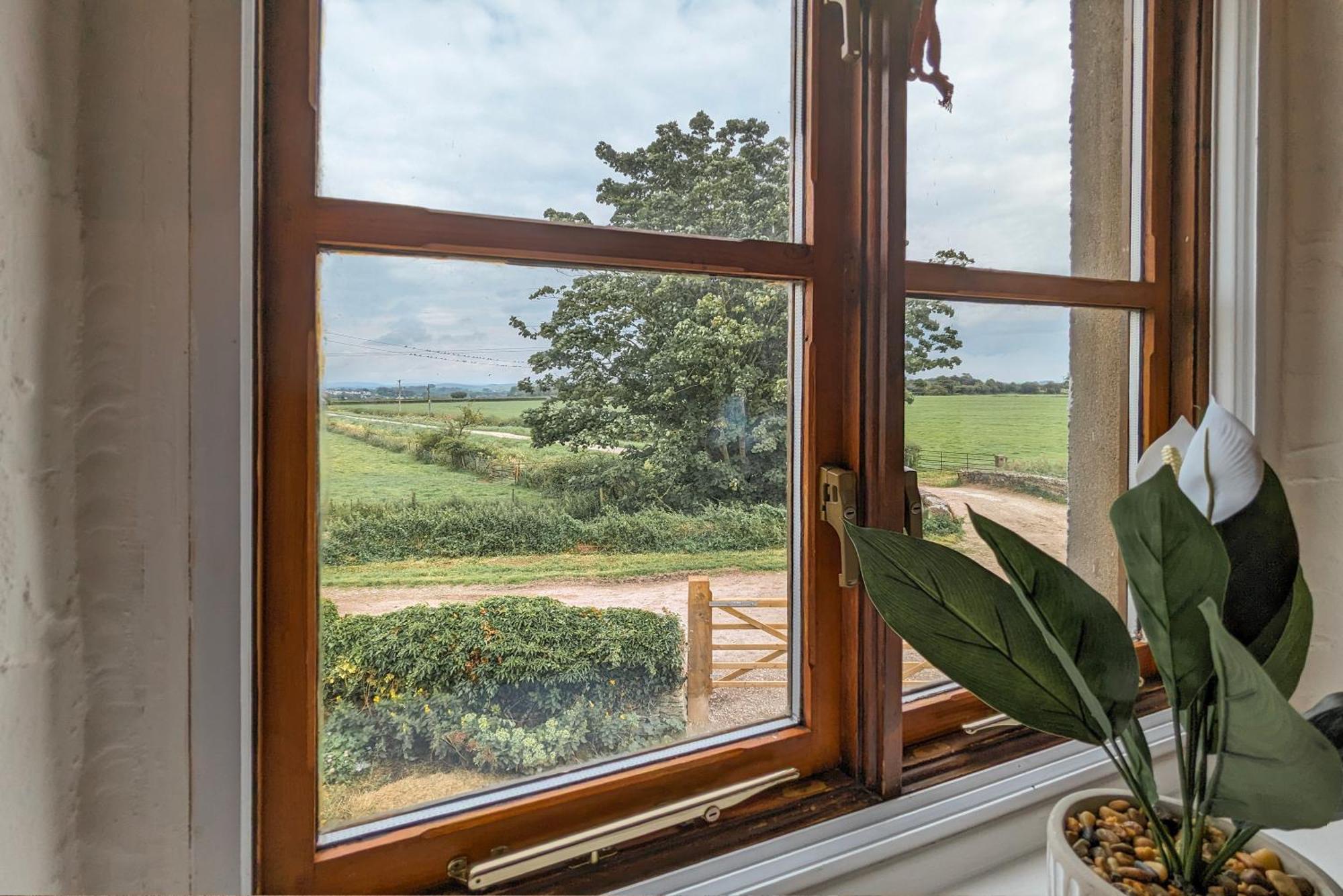The Gilpin Farmhouse, Lake District Getaway Levens Zewnętrze zdjęcie