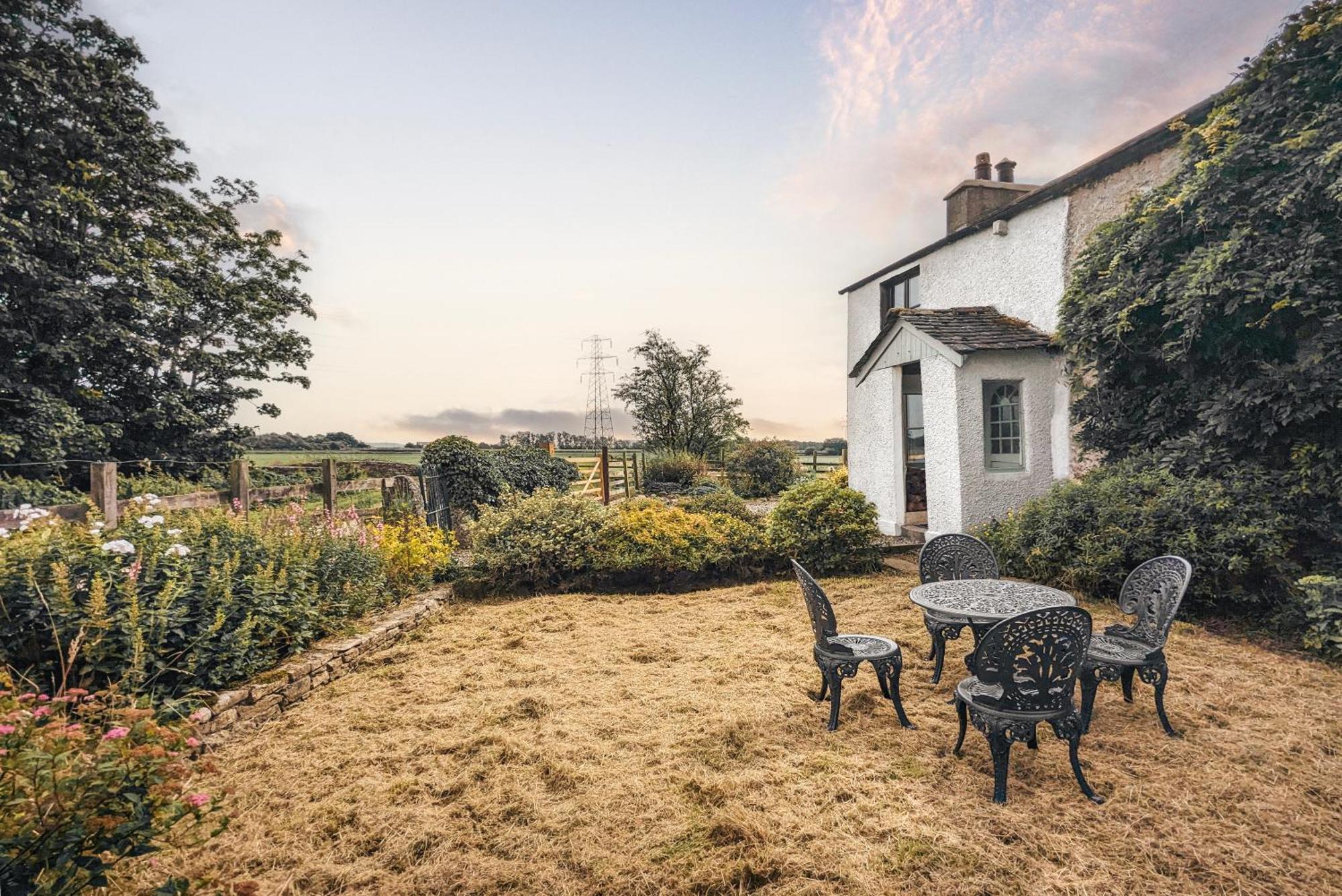 The Gilpin Farmhouse, Lake District Getaway Levens Zewnętrze zdjęcie